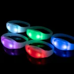 Bracelet LED Activé par le Son avec Télécommande – Image 11