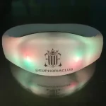 Bracelet LED Activé par le Son avec Télécommande – Image 5